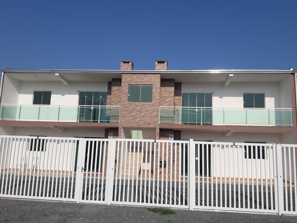 Conjunto Residencial Verdes Mares Guaratuba Eksteriør billede